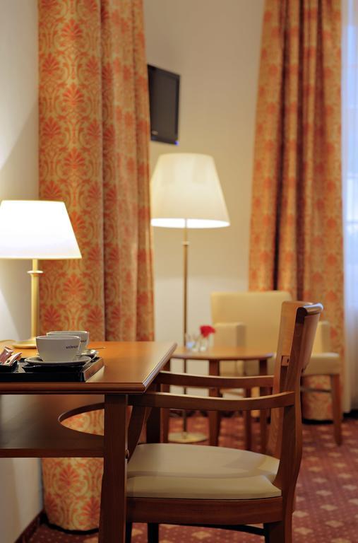 Hotel Hofgut Sternen - Wohnen In Kunst Und Kultur Breitnau Eksteriør billede