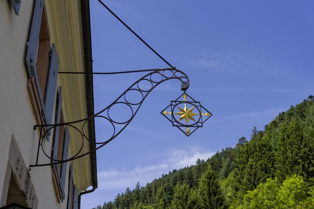 Hotel Hofgut Sternen - Wohnen In Kunst Und Kultur Breitnau Eksteriør billede