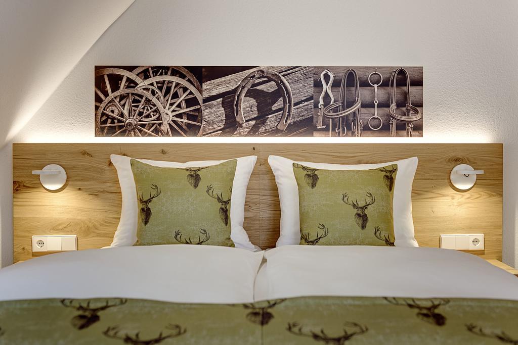Hotel Hofgut Sternen - Wohnen In Kunst Und Kultur Breitnau Eksteriør billede