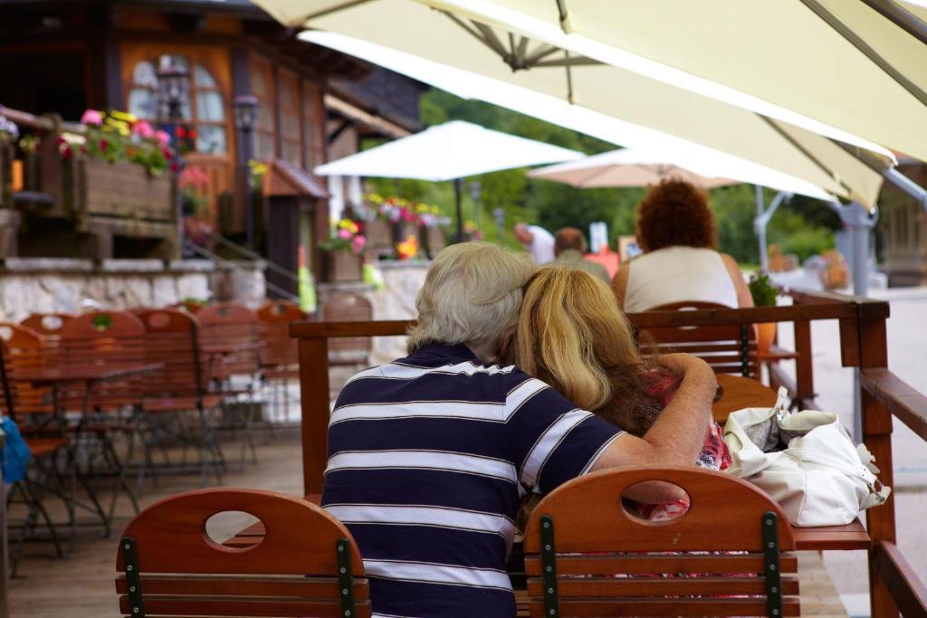 Hotel Hofgut Sternen - Wohnen In Kunst Und Kultur Breitnau Eksteriør billede
